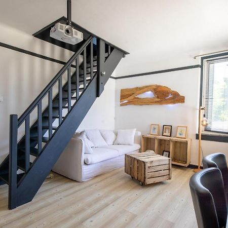 Mamie Jane Suite Deluxe Face Au Lac Tresserve ภายนอก รูปภาพ